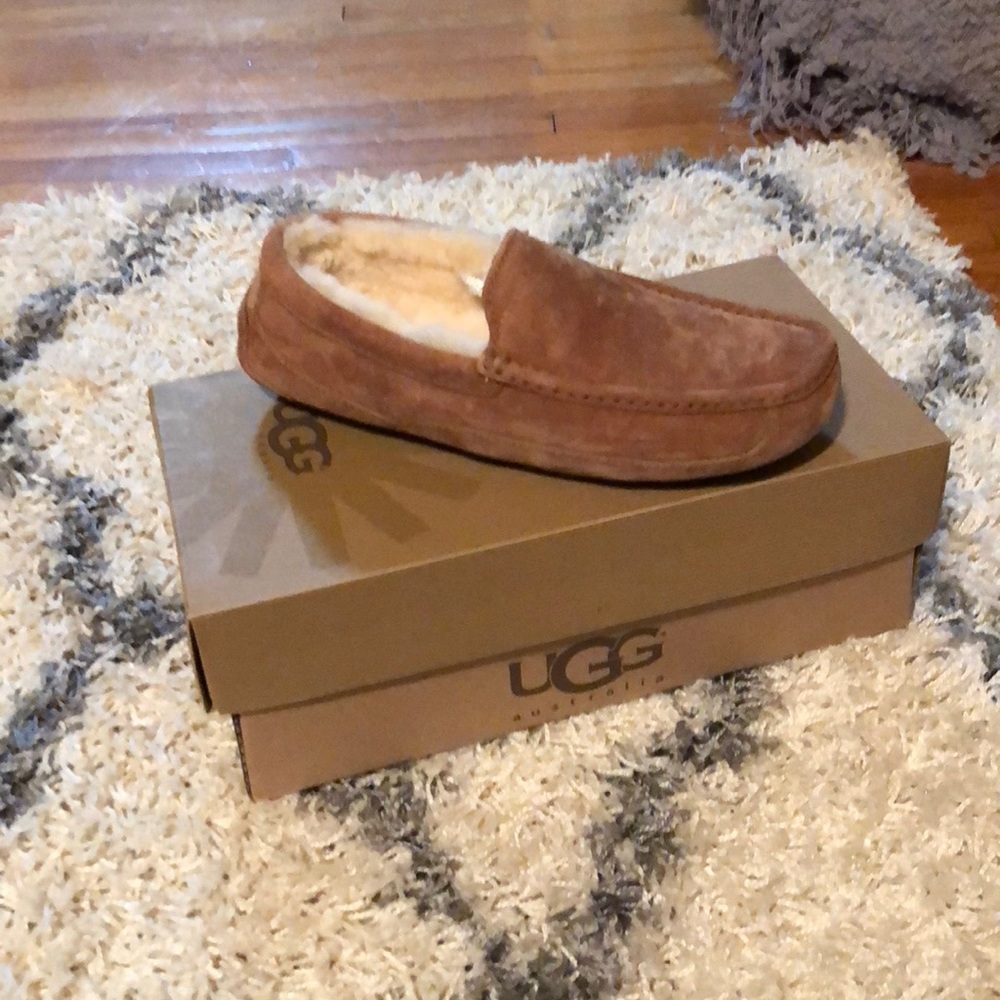 Brand New Ugg slippers
